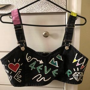 Short crop top